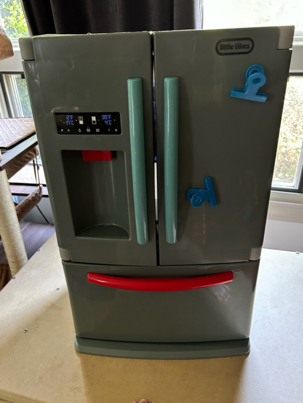 Little Tikes Grey Play Refrigerator with Mint Handles & Red Drawer